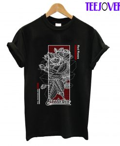 Exclusive Red Roses Illustration T-Shirt